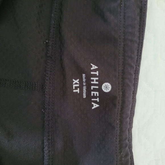 Athleta cropped pants - Picture 2 of 2